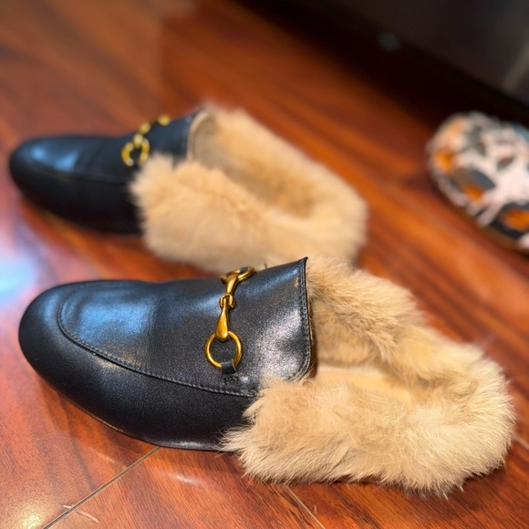 Black Fur-Lined Loafers - Picture 5 of 10